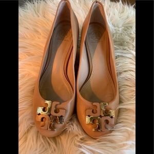 Tory Burch Closed Toe Lowell Pump Size 7